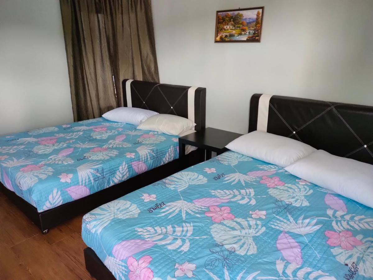 Aleesa Roomstay Pasir Puteh Extérieur photo