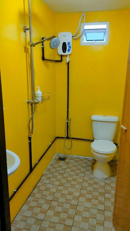 Aleesa Roomstay Pasir Puteh Extérieur photo